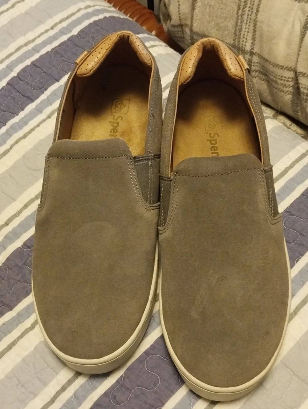 Spenco Men's Slip-On Suede Casual Shoes - Gray